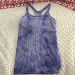 Lululemon ebb to street!